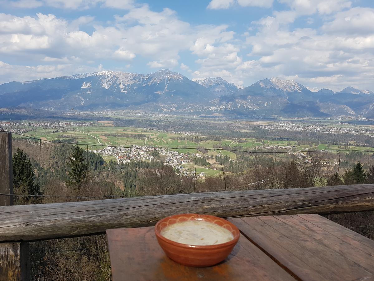 Bed and Breakfast Koca Na Talezu Ribno Exterior foto