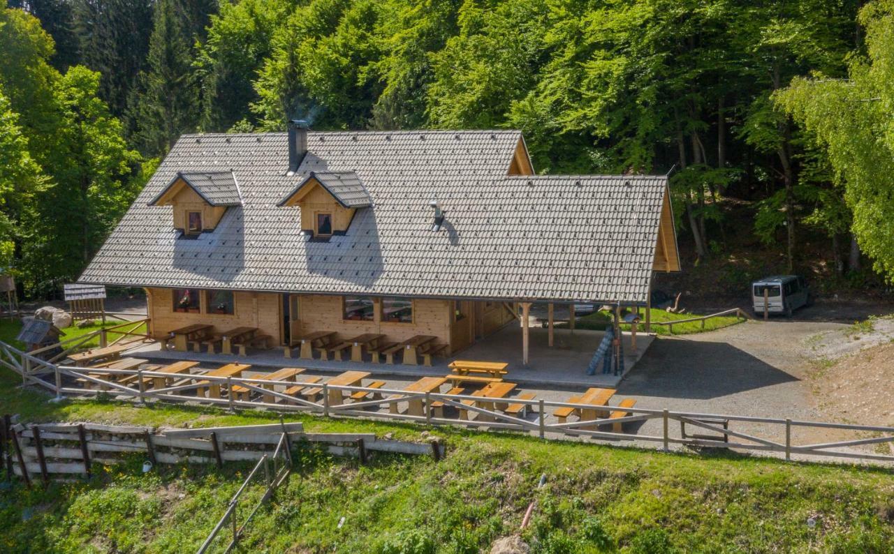 Bed and Breakfast Koca Na Talezu Ribno Exterior foto